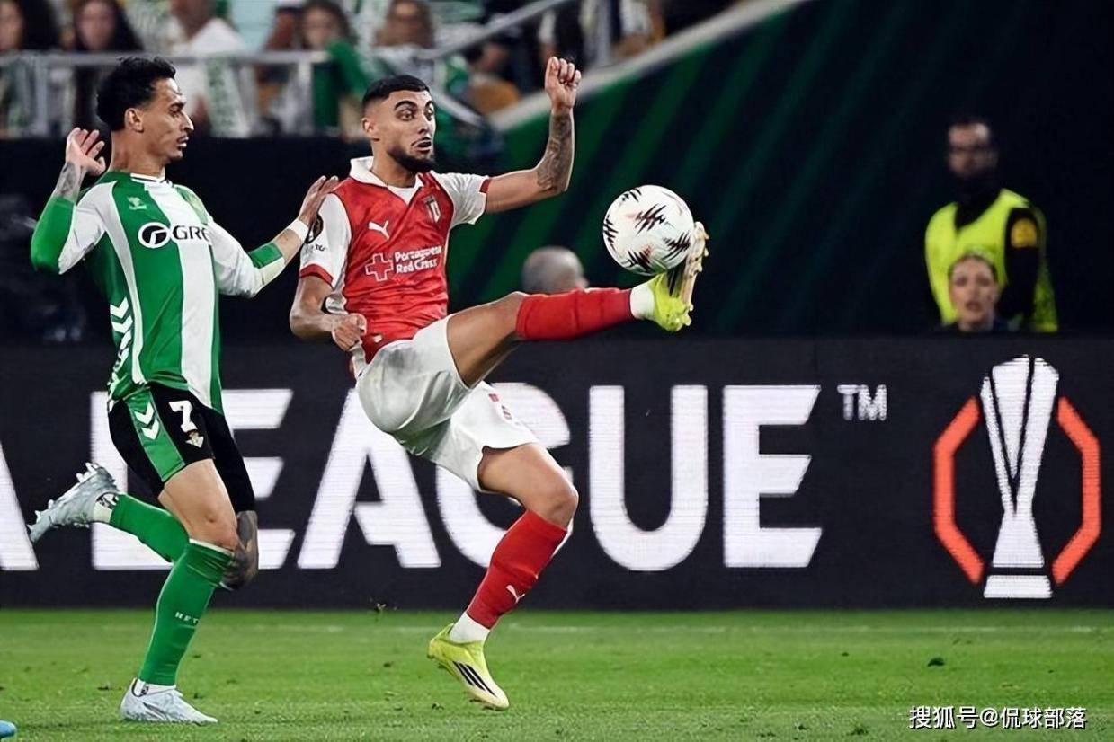 欧联杯4强全部出炉！英超2队成功会师半决赛，西甲+意甲全军覆没